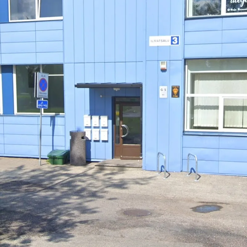 Beeautiful Ilustuudio sissepääs, Ilmatsalu 3, 3. korrus, Tartu